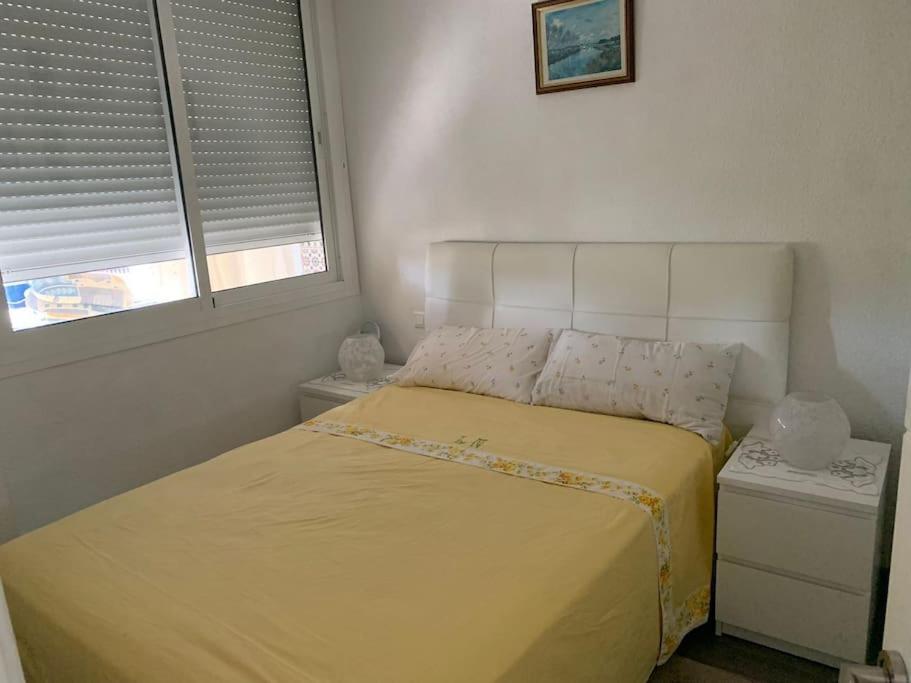 דירות טורמולינוס Apartamento En Carihuela מראה חיצוני תמונה